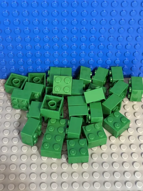 LEGO Green 2x2 Plastic Brick Building Pieces Bulk Lot - 30 Pieces in Bag