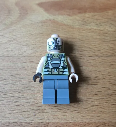 LEGO Bane Minifigure sh0062 from set 76001 Dark Knight Rises Tom Hardy