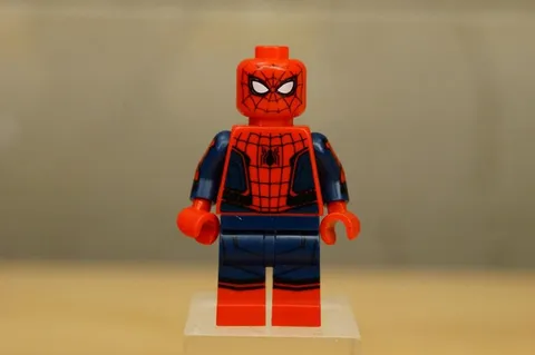 Lego Minifigure Spider-Man Black Web Pattern Marvel Comics Homecoming sh0420