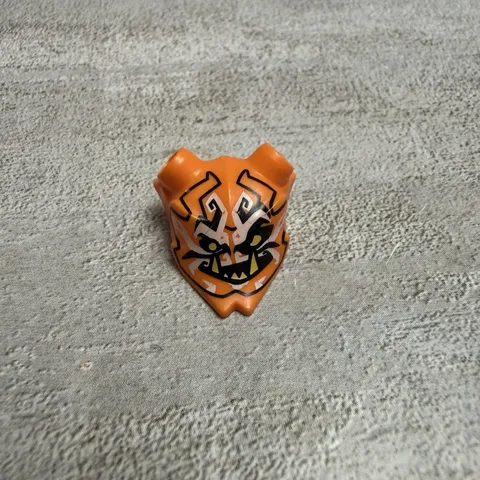 Lego Ninjago Oni Mask of Deception Visor Minifigure Accessory