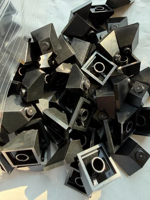 LEGO- NEW-#3045-BLACK-SLOPE 45  2 X 2 DOUBLE CONVEX-10 PIECES