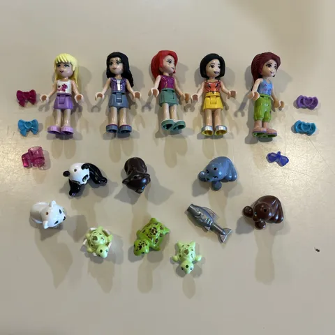 LEGO Friends Zoo Trip Minifigure & Animal Lot With Bears / Seals / Turtles