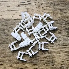 LEGO White Technic, Link Chain. QTY 20. Part No. 3711. 