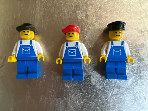 3 Lego ovr022, ovr003, ovr015 Overalls Blue w/ Pocket Blue Legs Minifig Retired