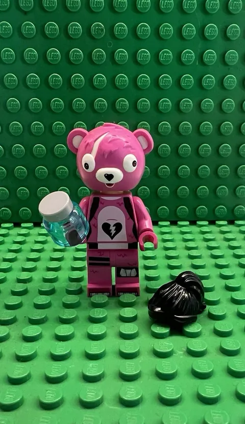 LEGO: Fortnite Cuddle Team Leader Minifigure fort004 Battle Bus