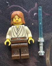 LEGO Star Wars Obi-Wan Kenobi Minifigure with Blue Lightsaber