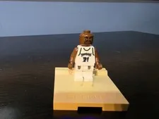 LEGO NBA 2003 Kevin Garnett Timberwolves #21 Minifigure White Jersey