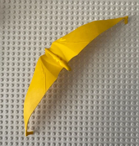 LEGO Large Figure Wing, Flexible with Lightning Bolts and 3 Axles (Ben 10) 87845