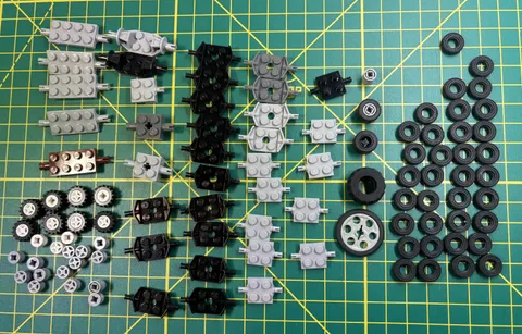 Lego Vehicle Lot, wheels 30000, 56890, 4488, 4185, 47720, 59895, more, 100+ pcs