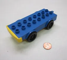 Lego Duplo BLUE YELLOW 4 WHEELS FLAT BED TRUCK VEHICLE LORRY 2X8 Vintage Part