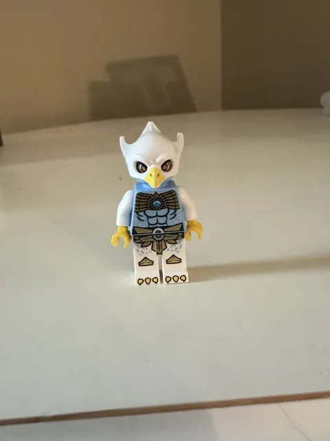 Ewar minifigure Lego Chima no armor, no wings