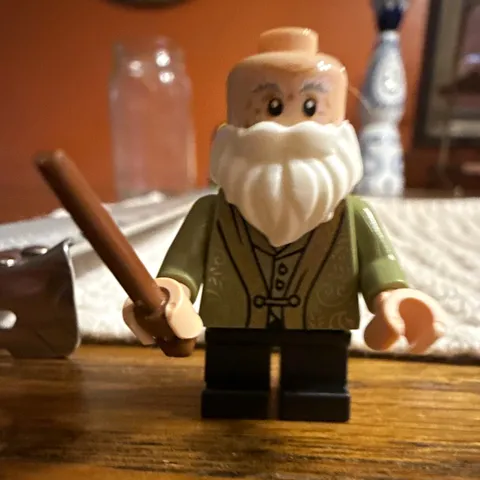 LEGO Profesor Flitwick Minifigure Harry Potter White Beard, Staff & Hammer