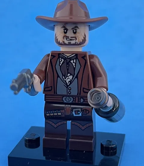 Lego Cowboy Wide Brim Hat & Brick Arms Gun