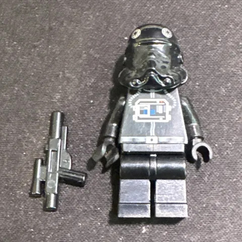 LEGO Star Wars original Tie Fighter Pilot Minifigure w/ Helmet & Blaster