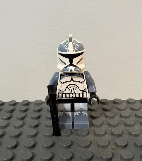 LEGO Star Wars Clone Trooper 104th Wolfpack Sand Blue - sw0331 - NO CRACKS!