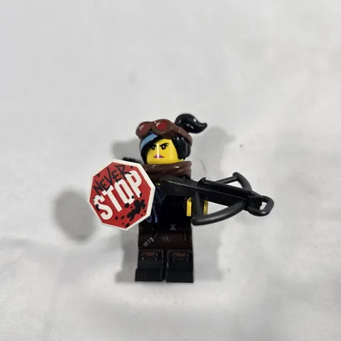 Lego Movie Minifgure -  Lucy Wyldstyle (tlm129) 70829 70840 Apocalypseburg