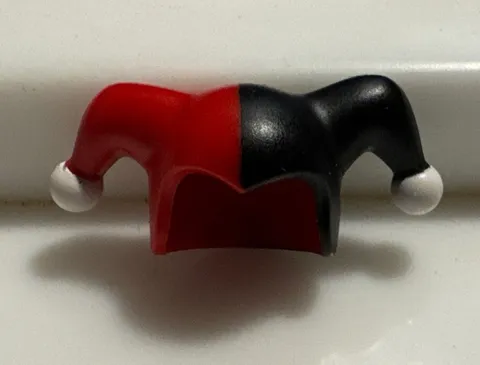 LEGO® Jester Minifigure Hat Red Black Harley Quinn krazi 62537