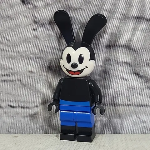 LEGO Oswald the Lucky Rabbit Minifigure Disney Series 100 Anniversary