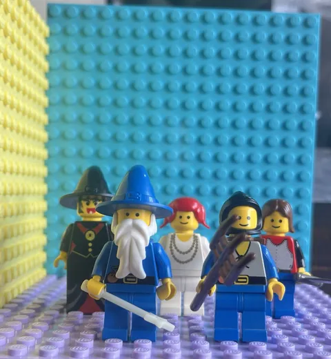 Lego Vintage Castle Minifigure Lot Of 5 Witch Peasant Knight Princess Wizard 