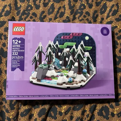 LEGO Northern Lights Diorama Limited Edition GWP Set 40785 - BRAND NEW