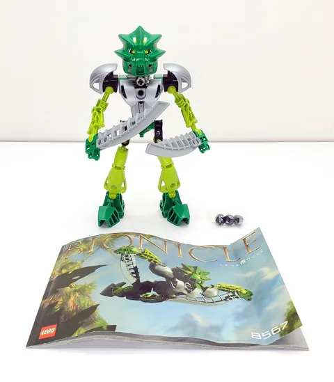 LEGO Bionicle 8567 - Lewa Nuva - 100% Complete w/ Manual - Toa Nuva 2002