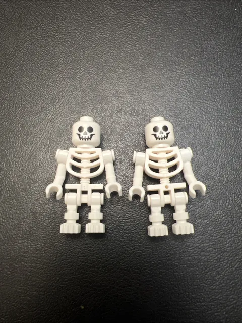 LEGO Minifigure gen047 Skeleton Minifigs Set Of 2