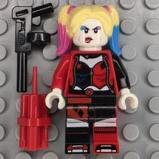 Lego DC Super Heroes Minifigure SH0650 Harley Quinn