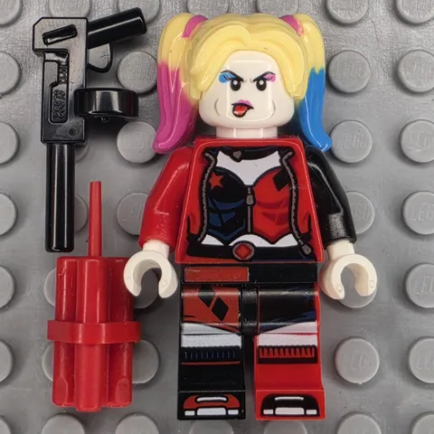 Lego DC Super Heroes Minifigure SH0650 Harley Quinn