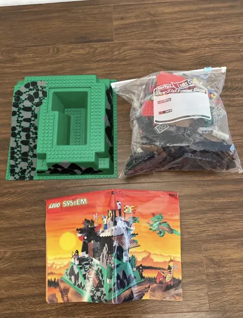 LEGO System 6082 Fire Breathing Fortress, Complete Set with Instructions