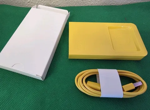 Lego SMART Play Charger 111989 And USB Cable 116016 Yellow For Figure Unused