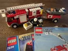 LEGO 7239 Fire Truck (2005) – Complete with Instructions – Retired LEGO City Set