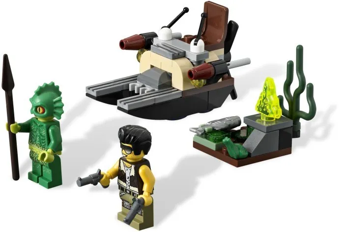 New/Complete LEGO® Monster Fighters Set 9461 The Swamp Creature DAMAGED BOX