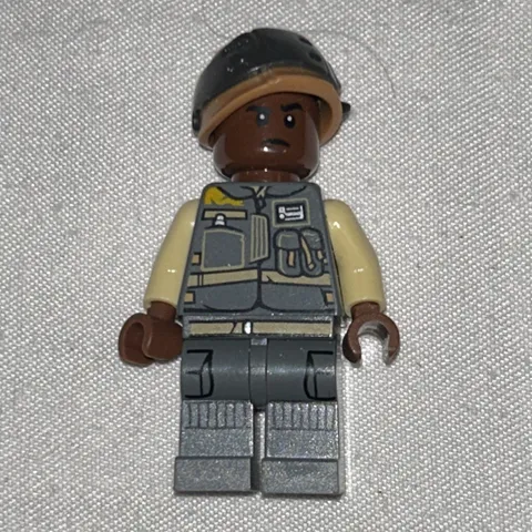 LEGO Star Wars 'REBEL TROOPER - CORPORAL TONC' minifigure (75164)