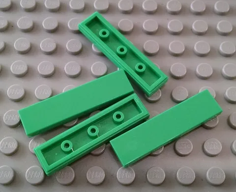 LEGO Lot of 4 Bright Green 1x4 Tile Pieces