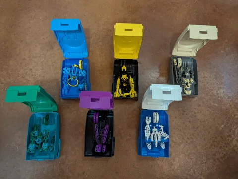 Lego Technic Throwbots - Set of 6 / Includes Discs