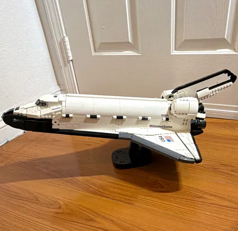 LEGO 10213 Space Shuttle Adventure Creator Expert Space Set 1204pcs 16+  set
