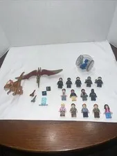 Lego Jurassic Park Minifigure Lot. 14 Figs And 2 Dinosaurs Gyro