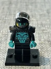 LEGO City Incognitro Minifigure Stuntz Driver Town 60294 cty1315 Minifig Skull