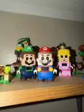 LEGO Mario Interactive Figure with Multiple Pieces