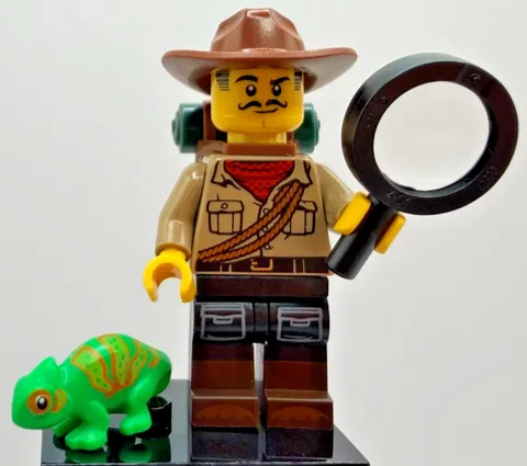 LEGO (71025) CMF Series 19 Jungle Explorer Minifigure col19-7 Complete New