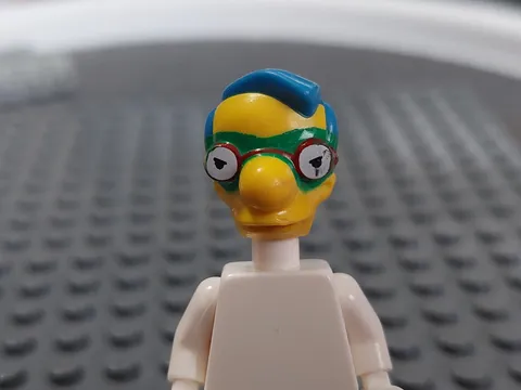 Lego Simpsons 71009 Millhouse Head - Used