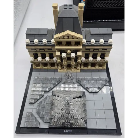 LEGO 21024 Architecture Louvre Retired Please Read Descripion