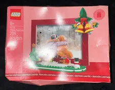 LEGO 40702 Christmas Picture Frame Sealed Retired Limited Edition damage box