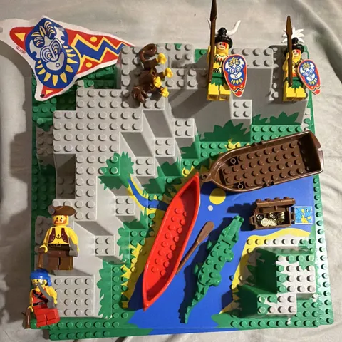 LEGO Printed Raised Enchanted Island Baseplates Minifigures and Accessories