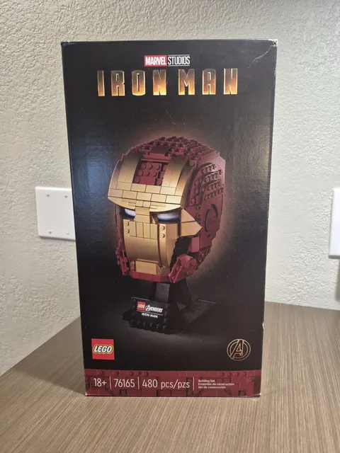 Lego 76165 Iron Man Helmet Marvel Studios 2020