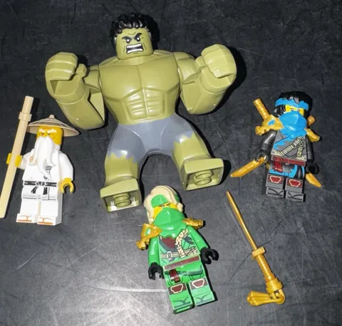 Lot Of Lego Minifigures Hulk Ninjago Mini Figures