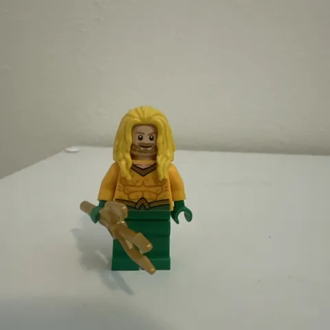 LEGO Aquaman Minifigure Green Outfit Super Heroes DC Comics Plastic