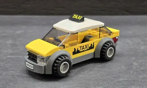 LEGO City: Donut Shop Opening (60233) Retired Set - Taxi Only