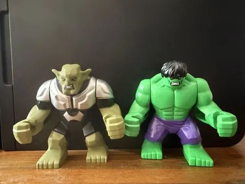 LEGO Super Heroes Minifgs Hulk & Green Goblin Sets:76018 & 76016 sh0095 sh0102
