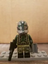 LEGO STAR WARS COMMANDER GREE FROM LEGO SET 75034